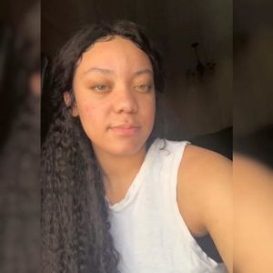 Meet your Posher, Airiona